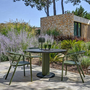 contemporary bistro table 1
