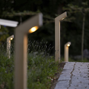 garden lamp post