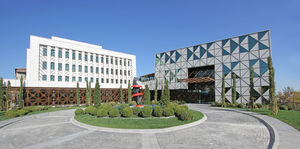 prefab building / modular / concrete / steel