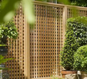 wooden trellis