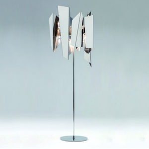 floor-standing lamp