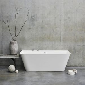 free-standing bathtub 1