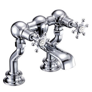 double-handle bathtub mixer tap