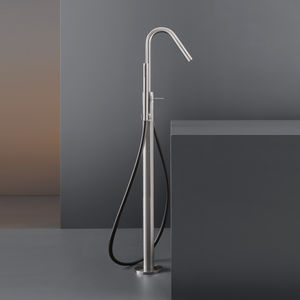 bathtub mixer tap 1