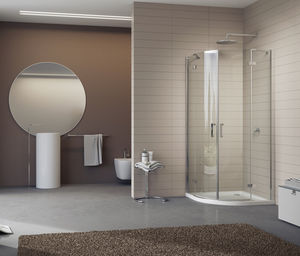 swing shower screen 1