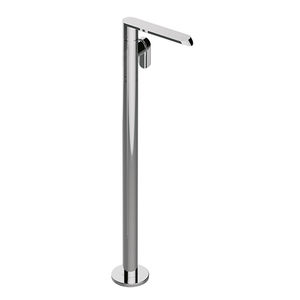chromed metal bathtub spout