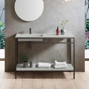 metal washbasin stand