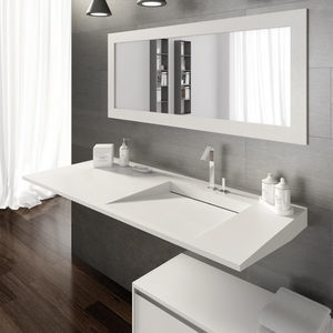 wall-mounted washbasin