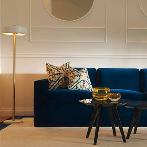 floor-standing lamp