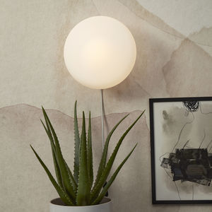 contemporary wall light