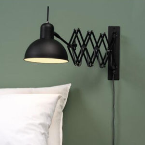 contemporary wall light