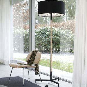 floor-standing lamp