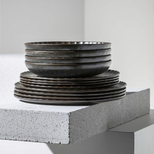 stoneware tableware