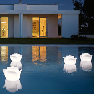 floating lamp