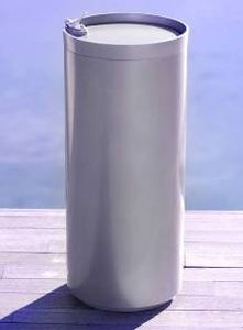 outdoor drinking fountain