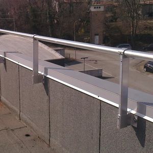 aluminum railing