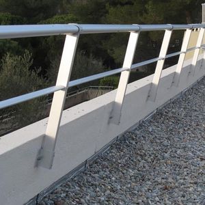 aluminum railing