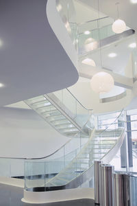 half-turn staircase