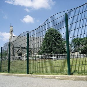 wire mesh fencing