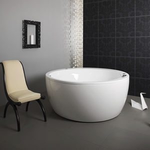 round bathtub