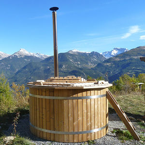 Nordic hot tub
