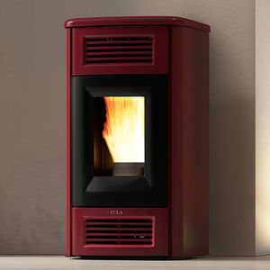 pellet boiler stove / contemporary / steel / cast iron