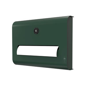 wall-mounted paper towel dispenser / stainless steel