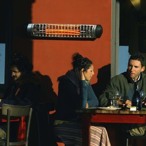 wall infrared heater