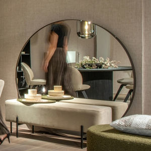 free-standing mirror