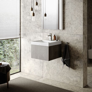 wall-mounted washbasin