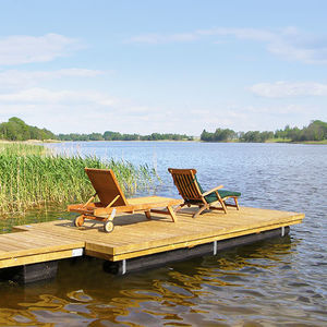 wooden dock