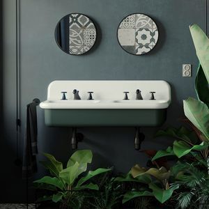 wall-mounted washbasin