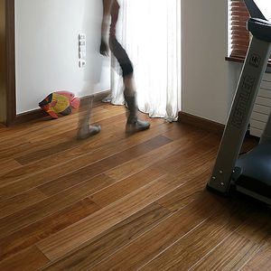 solid parquet floor