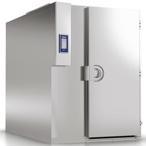 roll-in blast chiller