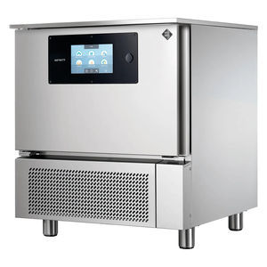 reach-in blast chiller