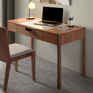 free-standing desk