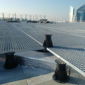 polypropylene terrace pedestal