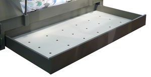 pull-out bed / single / contemporary / child's