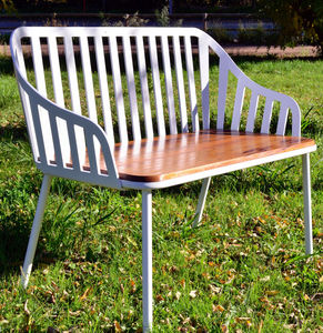 traditional garden bench