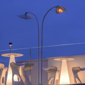free-standing infrared patio heater