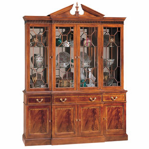 classic china cabinet / mahogany