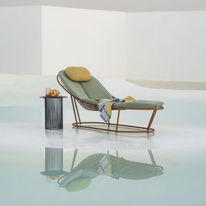 contemporary sun lounger