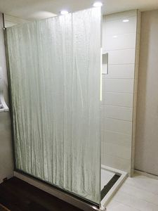 fixed shower screen