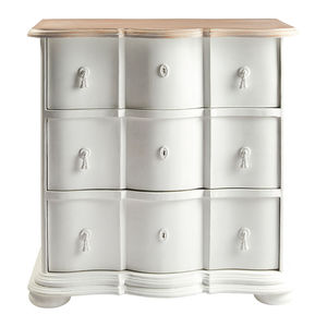 traditional chest of drawers 1
