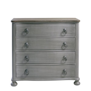 traditional chest of drawers