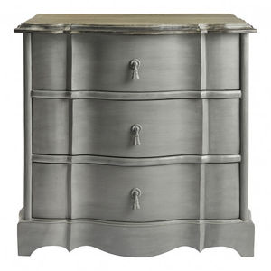 traditional chest of drawers 1