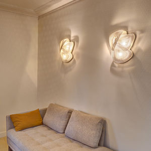 contemporary wall light