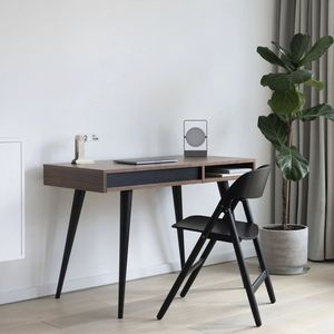 free-standing desk 1