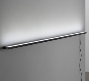 contemporary wall light