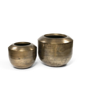 brass plant pot 1